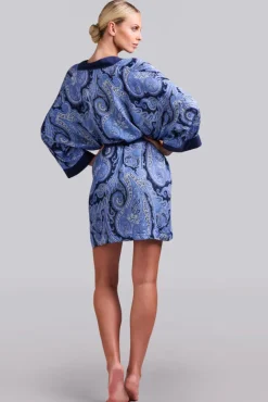 cache-coeur-kimono