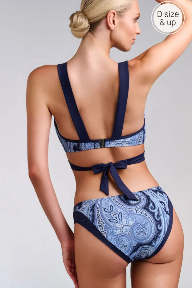 cache-coeur-plunge-balcony-bikini-top