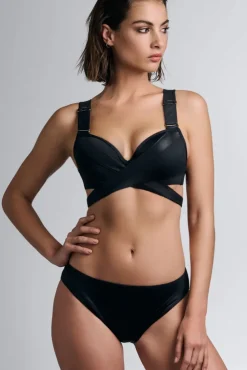 cache-coeur-push-up-bikini-top