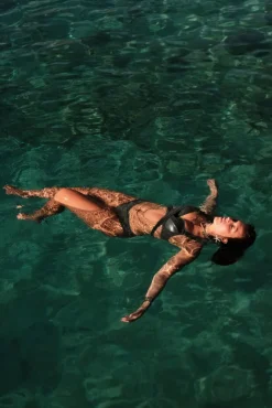 cache-coeur-push-up-bikini-top