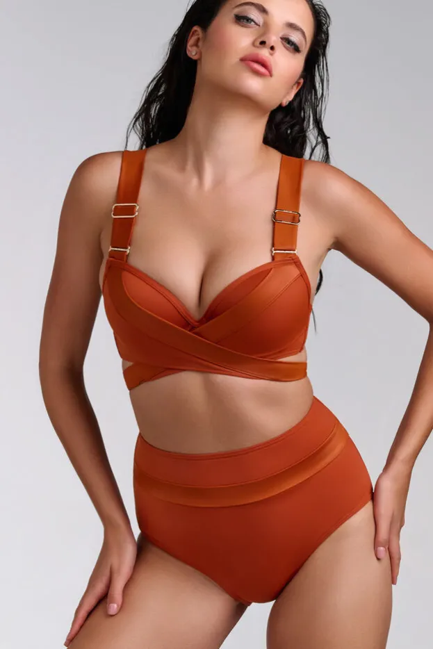 cache-coeur-push-up-bikini-top