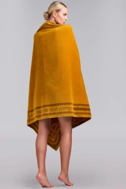 cache-coeur-towel