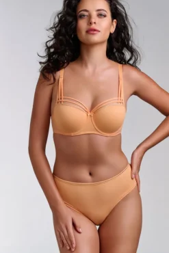 dame-de-paris-balcony-bra