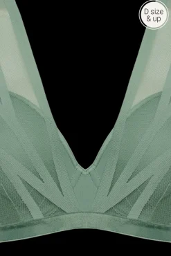 the-illusionist-plunge-bra